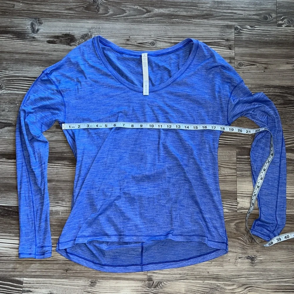 Lululemon On Track Long Sleeve Top in Heathered Cerulean Blue - Picture 9 of 9
